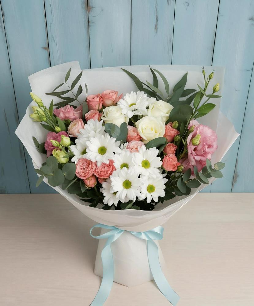 Букет цветов из: Розы, Лизиантусы и Хризантемы в Юркино