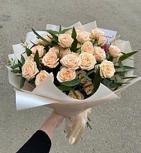 Букет Кремовые розы Латте в Юркино
