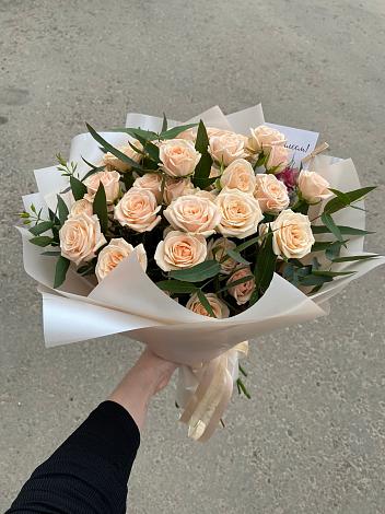 Букет Кремовые розы Латте в Юркино