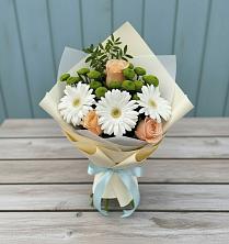 Букет цветов из:  Герберы, Розы и Хризантемы в Юркино