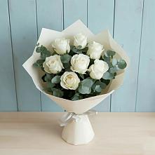 Букет Белые розы в Эвкалипте в Юркино